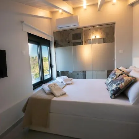 Anassa Maisonettes Lefkada City